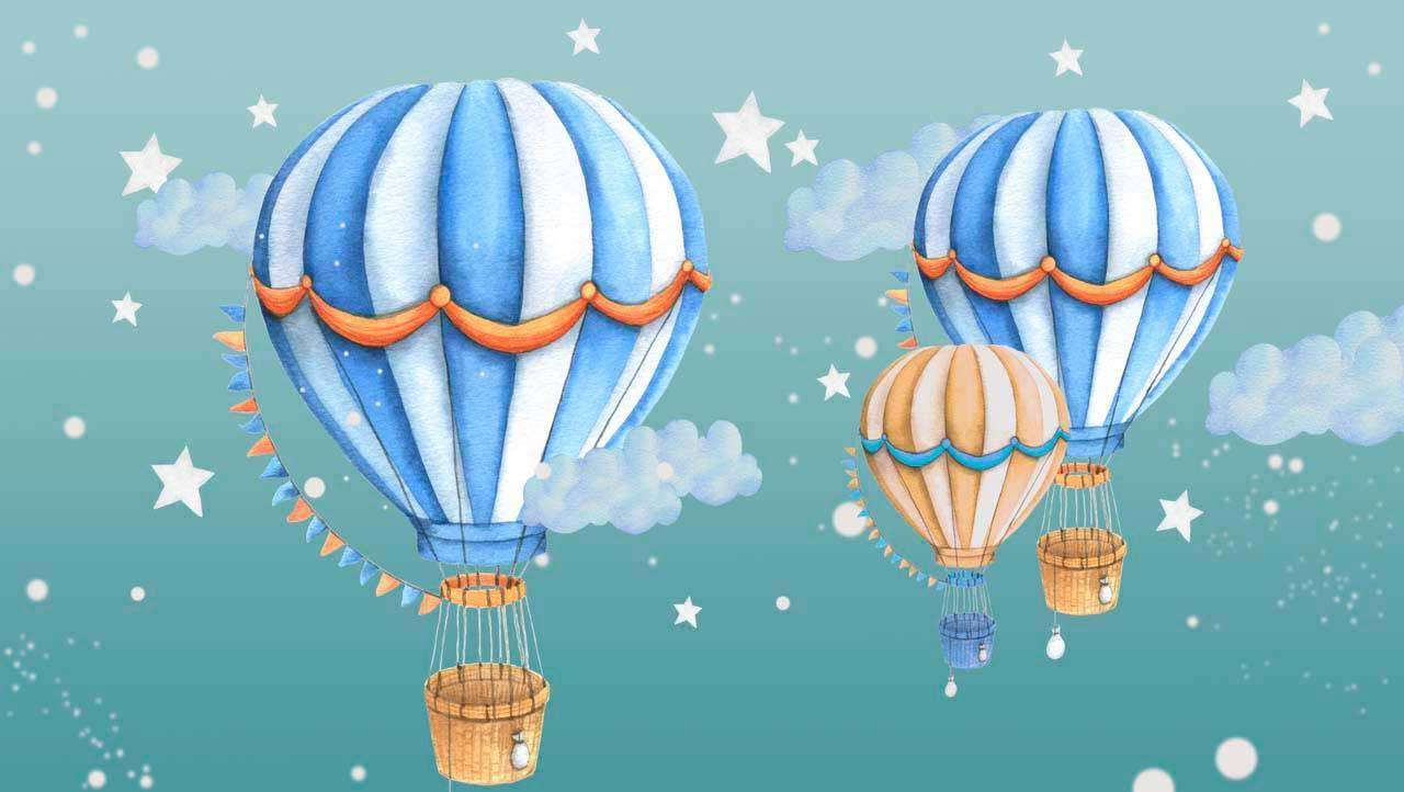 Фотообои в интерьере воздушные шары в сером небе  12-431 фото