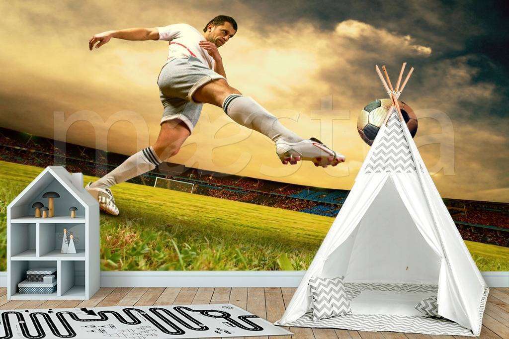 Фотообои в интерьере футболист бьет по мячу  12-539 фото
