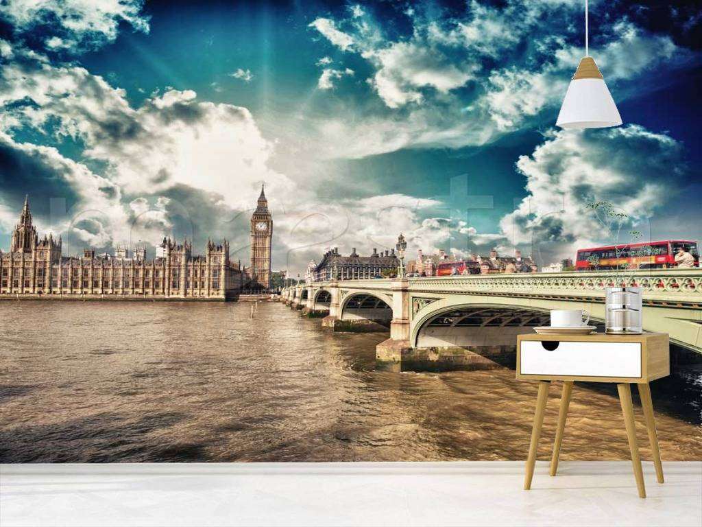 Фотообои в интерьере лондон в лучах солнца  9-488 фото