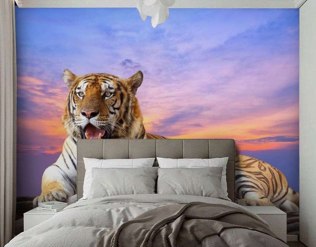 Фотообои в интерьере тигр на закате  9-2064 фото