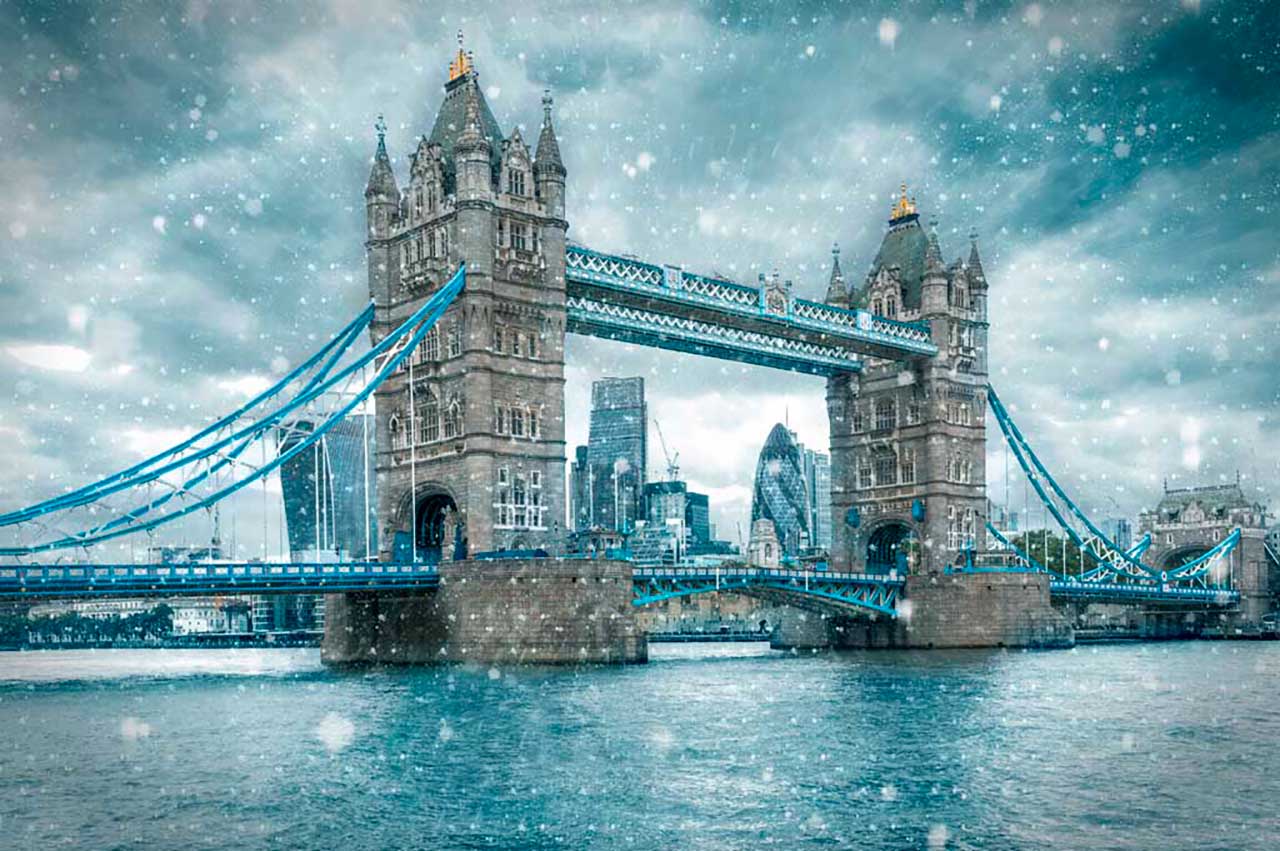 Фотообои в интерьере зимний пейзаж лондона  9-536 фото