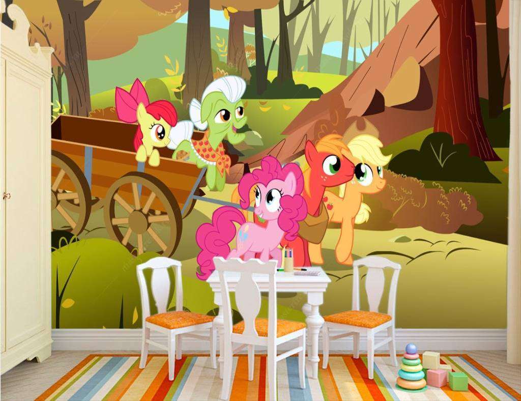 Фотообои в интерьере пони на прогулке  12-608 фото