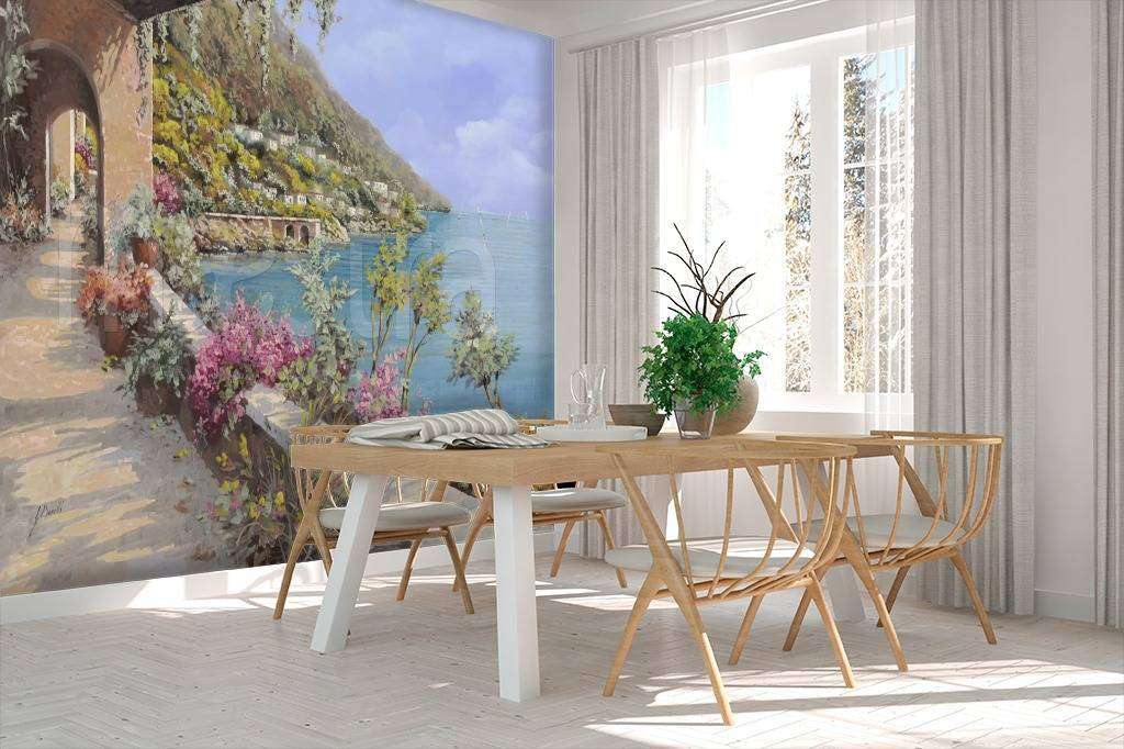 Фотообои в интерьере красивая набережная с видом на море и горы  8-074 фото