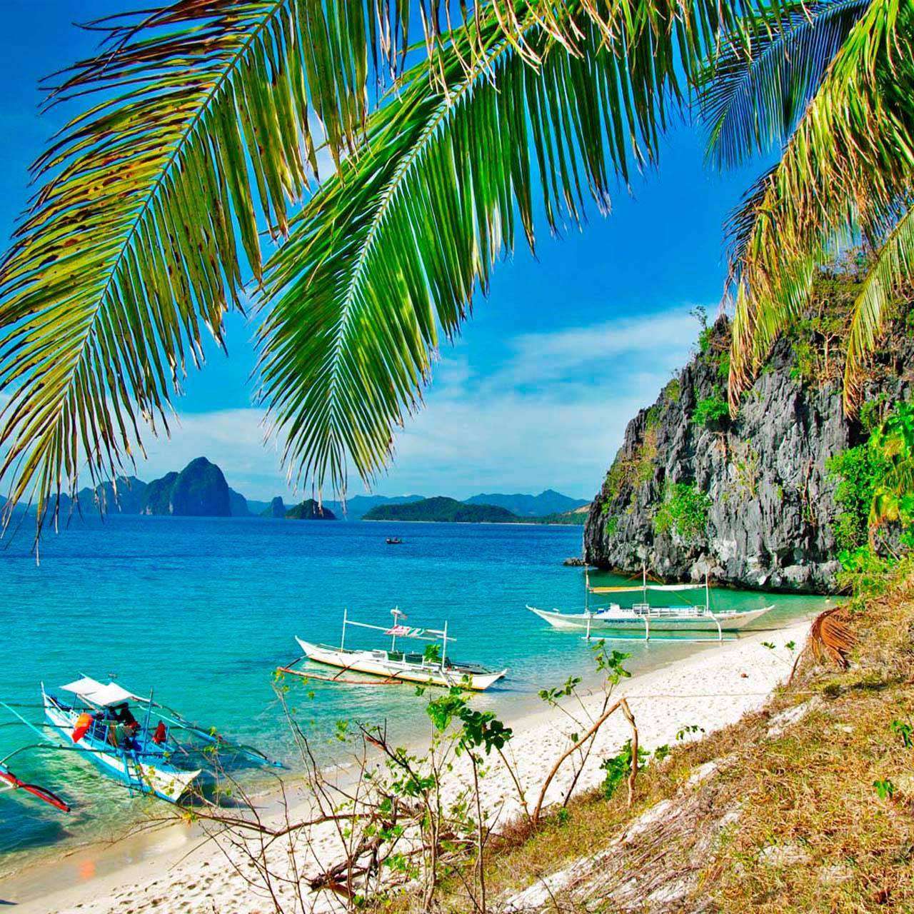 Фотообои в интерьере морской берег  4-361 фото