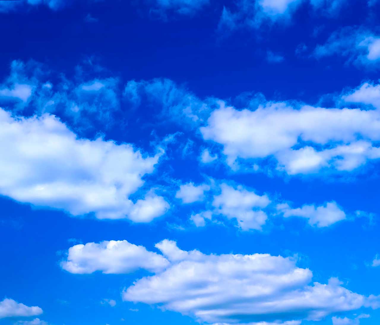 Фотообои в интерьере вдаль уходящее небо  9-375 фото