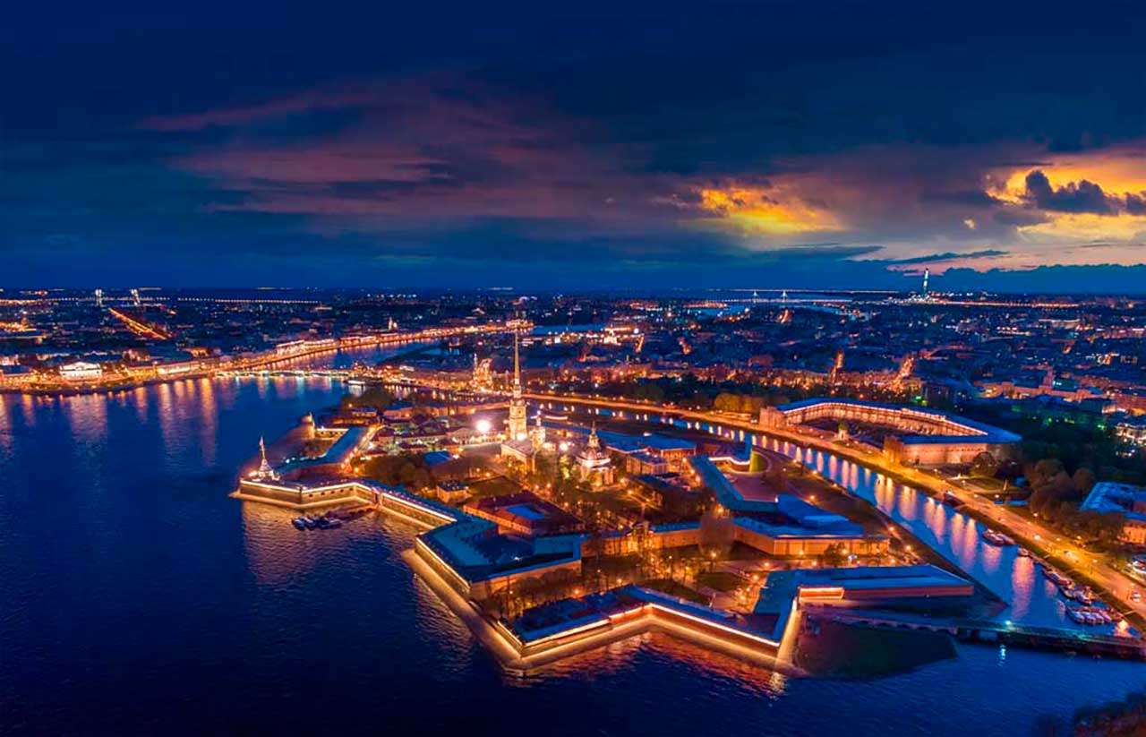 Фотообои в интерьере крепость петропавловская  9-691 фото