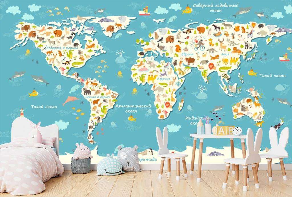 Фотообои в интерьере карта на русском с животными  15-329 фото