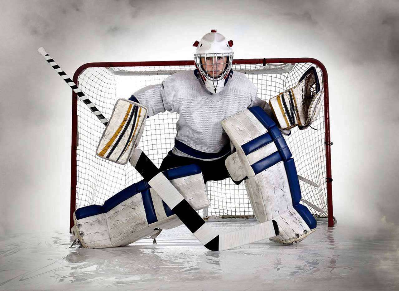 Фотообои в интерьере вратарь в защите  12-560 фото