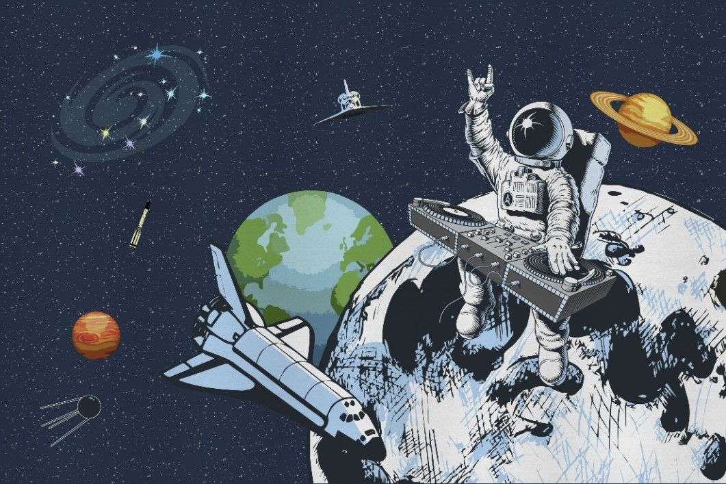 Фотообои в интерьере в детскую: космонавт-диджей.   14-734 фото