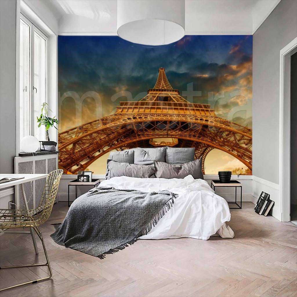 Фотообои в интерьере эйфелева башня уходящая вверх  9-793 фото