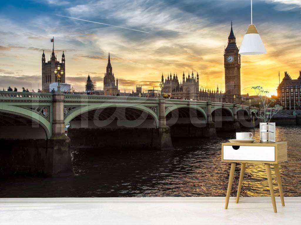Фотообои в интерьере пленительный рассвет в лондоне  9-523 фото