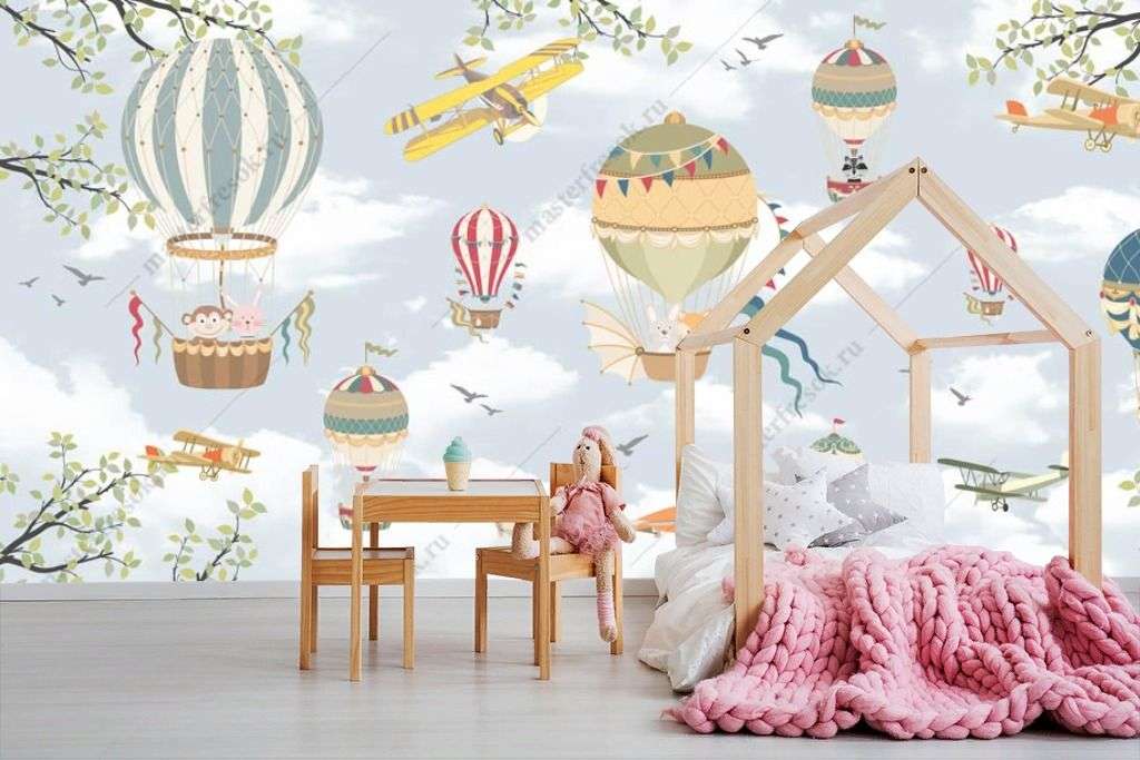 Фотообои в интерьере воздушный шар на голубом небе  14-246 фото