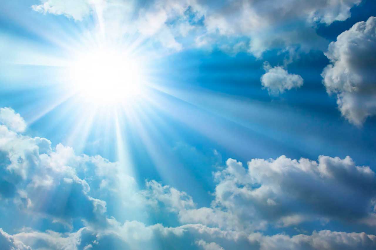 Фотообои в интерьере лучи солнца на молчаливом небе  9-389 фото