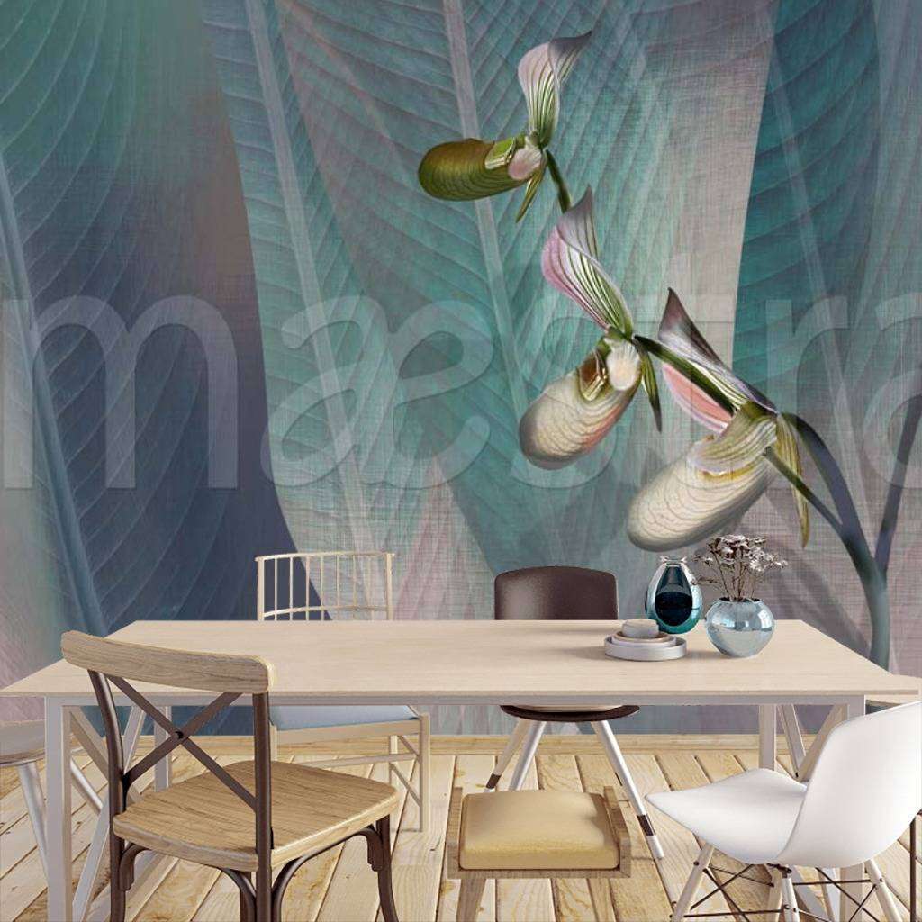Фотообои в интерьере орхидея на фоне абстрактных листьев в зеленоватых тонах  7-855 фото
