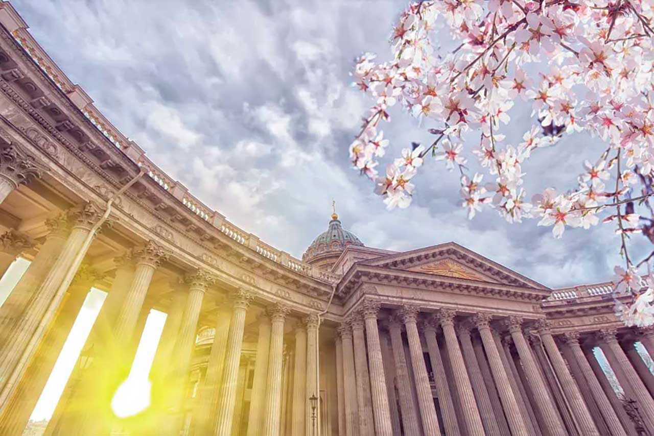 Фотообои в интерьере казанский кафедральный собор  9-657 фото