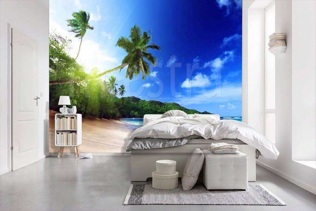 Фотообои в интерьере пальмы на пляже  4-347 фото
