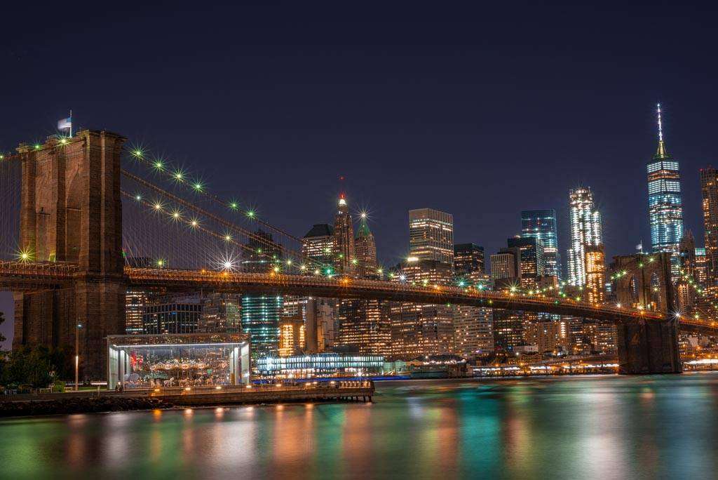 Фотообои в интерьере 3д бруклинский мост  9-844 фото