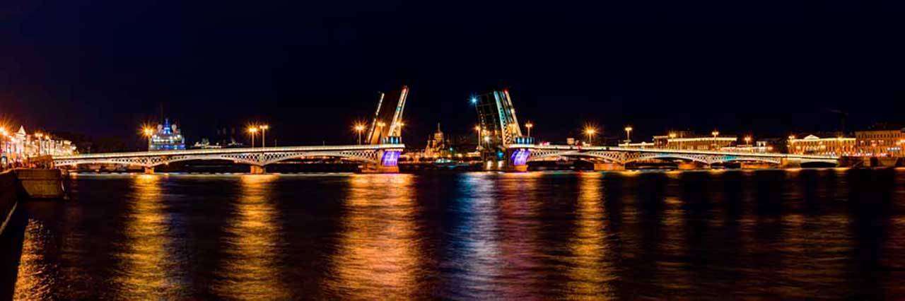 Фотообои в интерьере дворцовый мост  9-650 фото