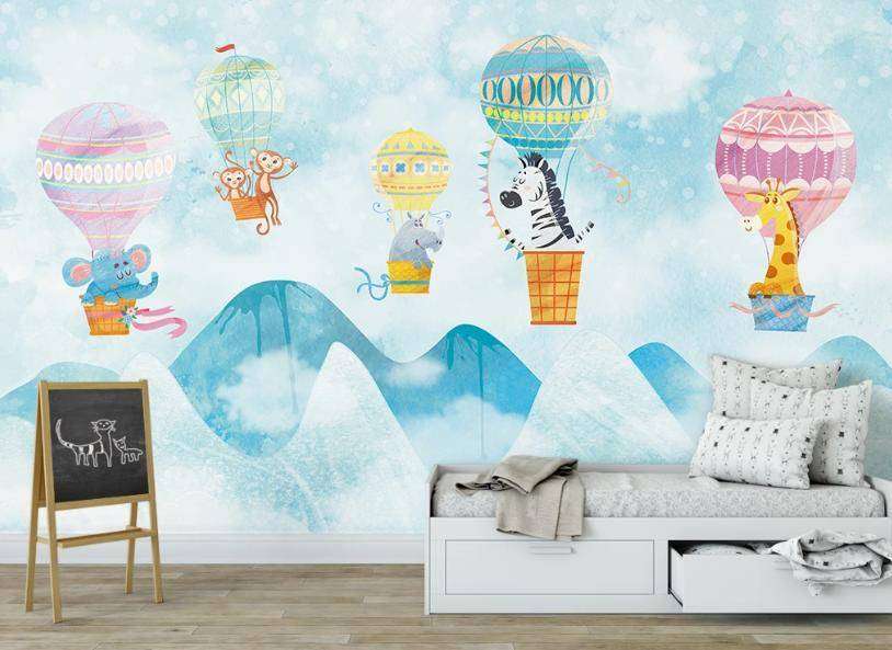 Фотообои в интерьере воздушные шары с животными  15-356 фото