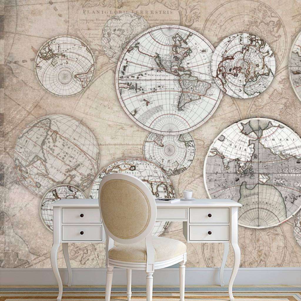 Фотообои в интерьере старинная карта мира  13-067 фото