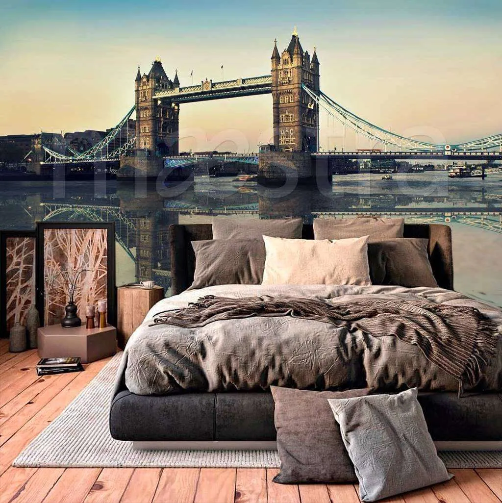 Фотообои в интерьере тауэрский мост вечером  9-469 фото