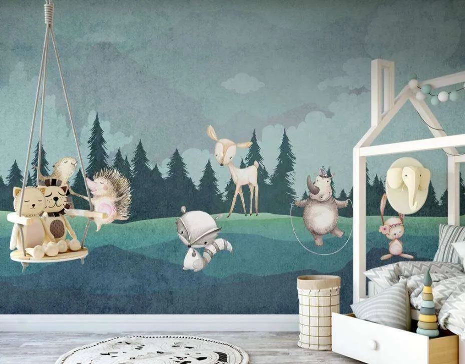 Фотообои в интерьере зверятки на лужайке  15-176 фото