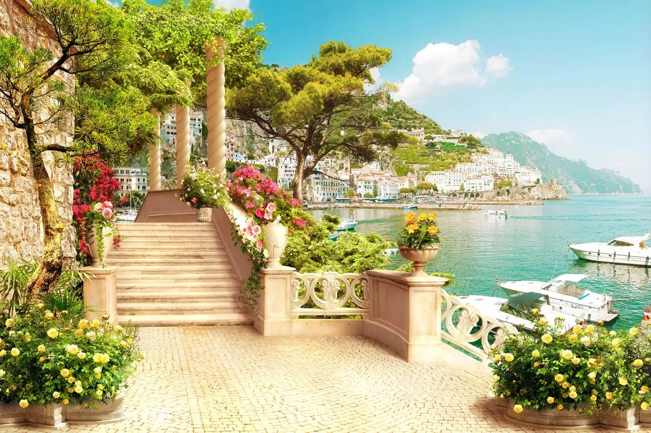 Фотообои в интерьере колонны с лестница возле набережной  19-0194 фото