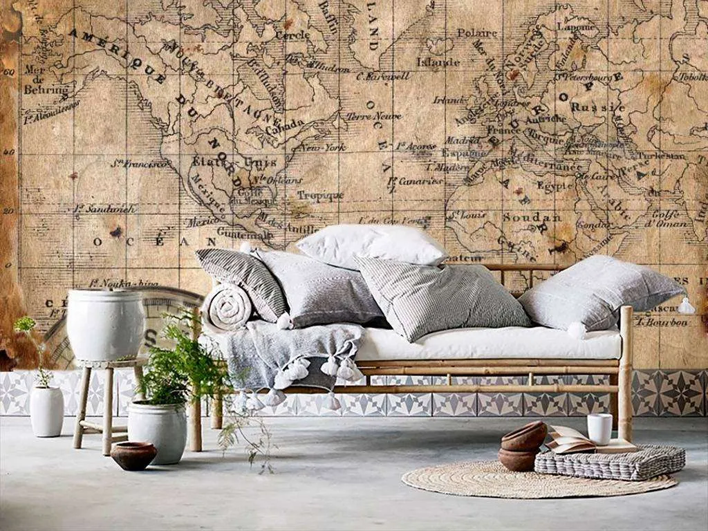 Фотообои в интерьере карта в бежевом цвете  9-432 фото
