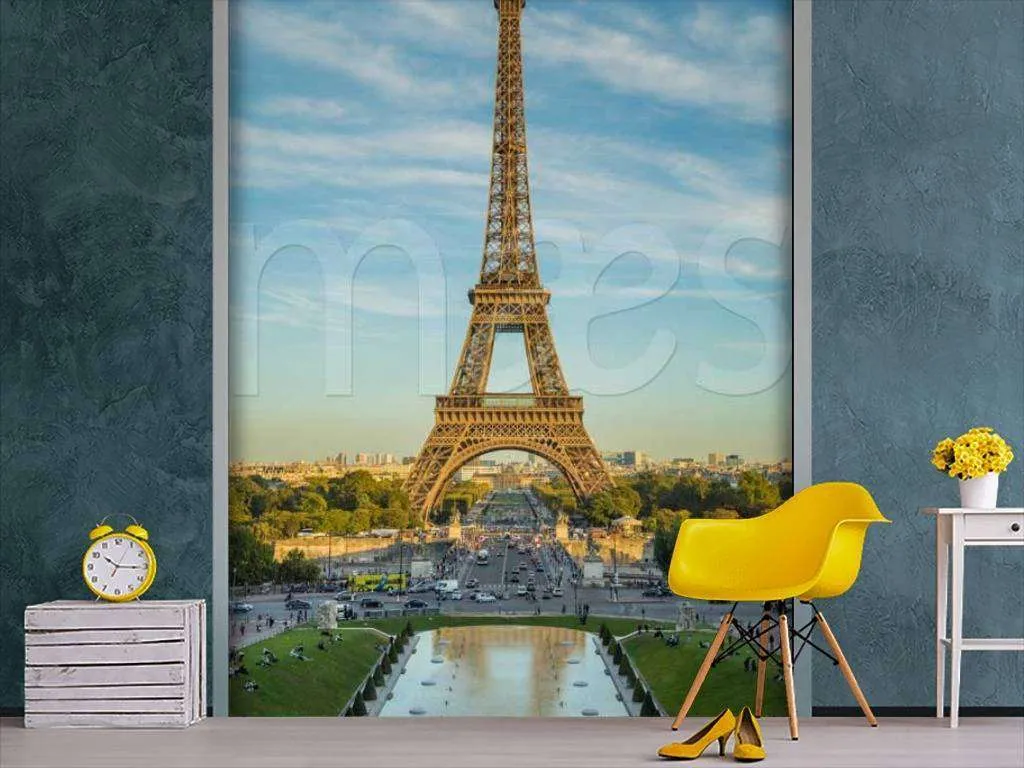 Фотообои Эйфелева башня прекрасным днем  9-759