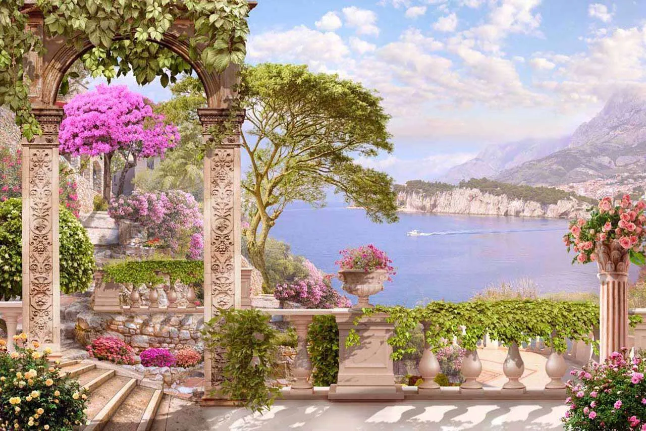 Фотообои в интерьере вид с цветочного балкона через арку на море  7-248 фото