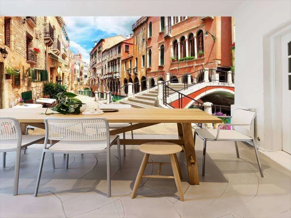 Фотообои в интерьере мост через реку на улочке венеции  17-0125 фото