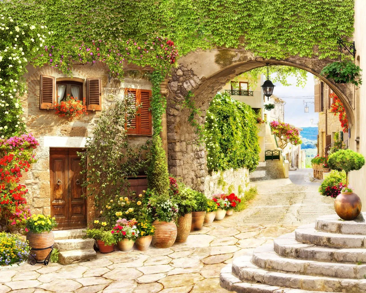 Фотообои в интерьере улочка через арку  19-0030 фото