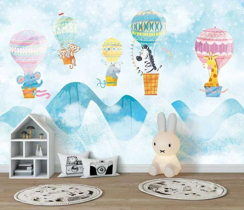 Фотообои в интерьере воздушные шары с животными  15-356 фото