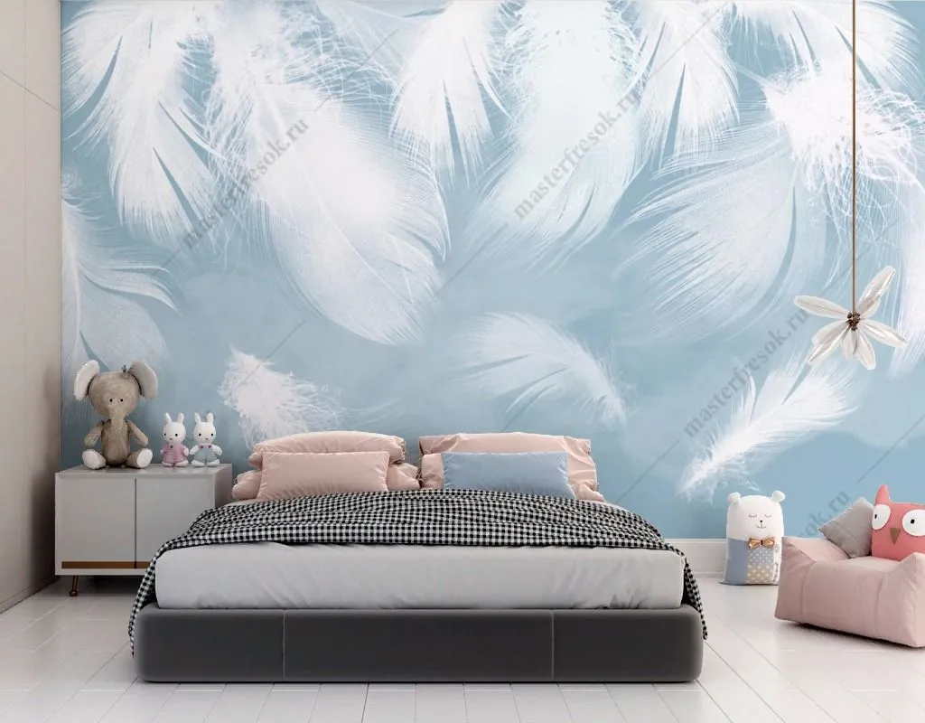Фотообои в интерьере перышки на голубом фоне  13-552 фото
