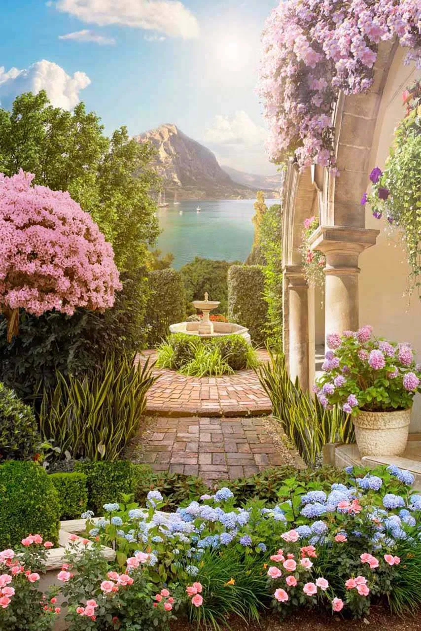 Фотообои в интерьере вид на море через фонтан на улице  7-193 фото