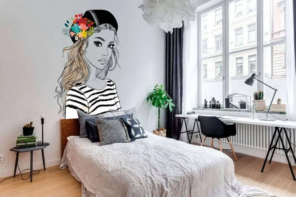 Фотообои Девушка в берете  12-635