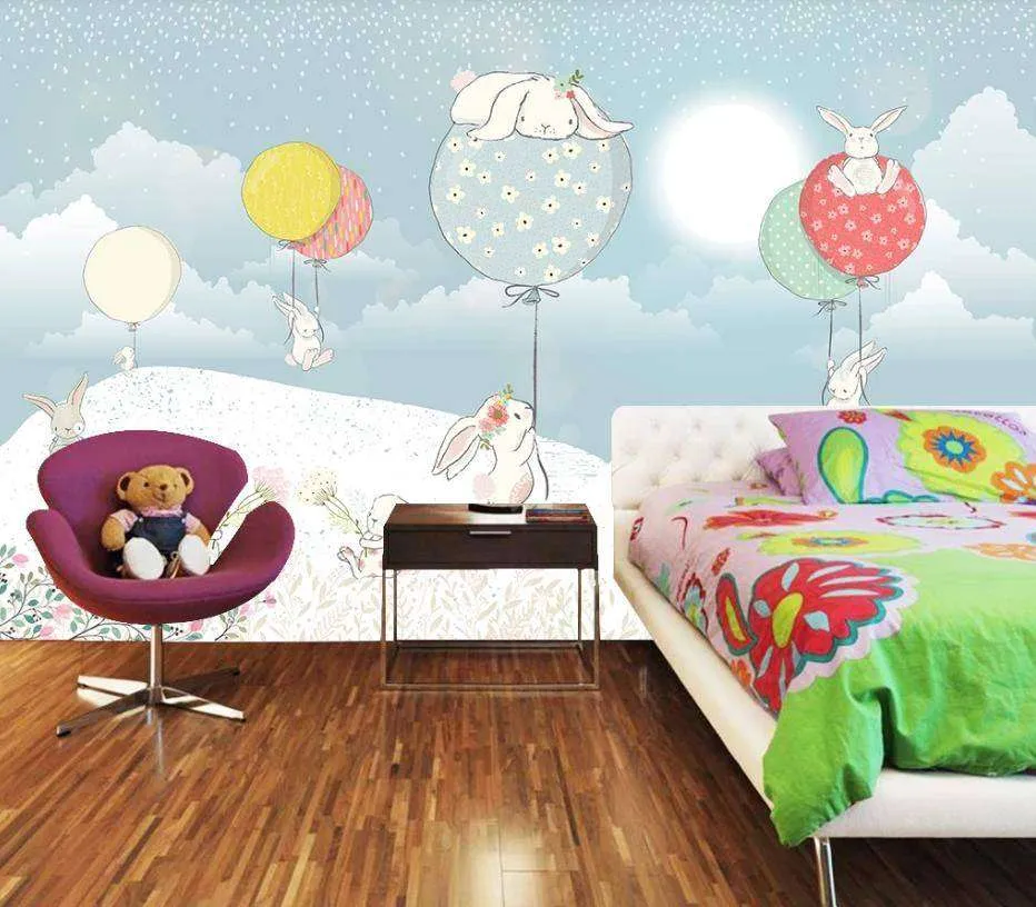 Фотообои в интерьере кролики на полянке с шарами  15-311 фото