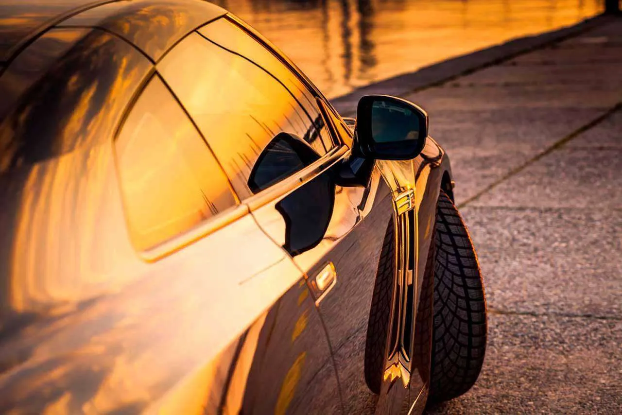 Фотообои в интерьере авто  12-583 фото