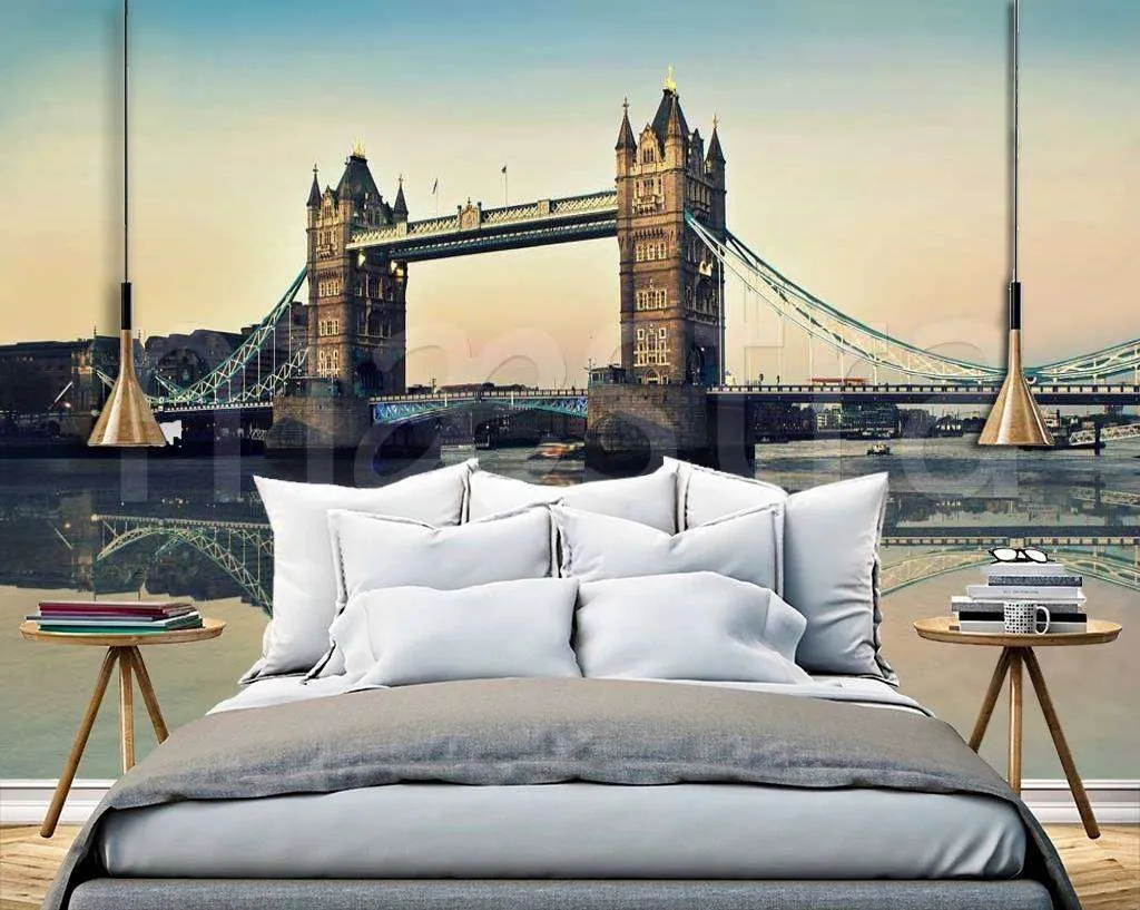 Фотообои в интерьере тауэрский мост вечером  9-469 фото