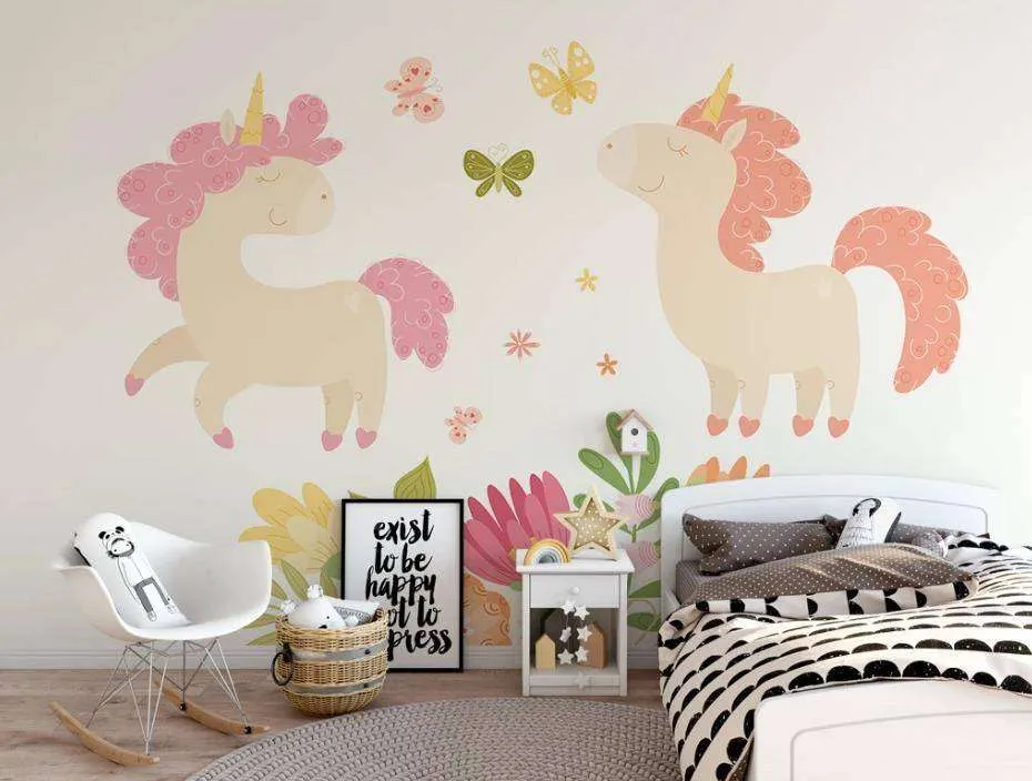 Фотообои в интерьере два единорога в цветах  15-339 фото