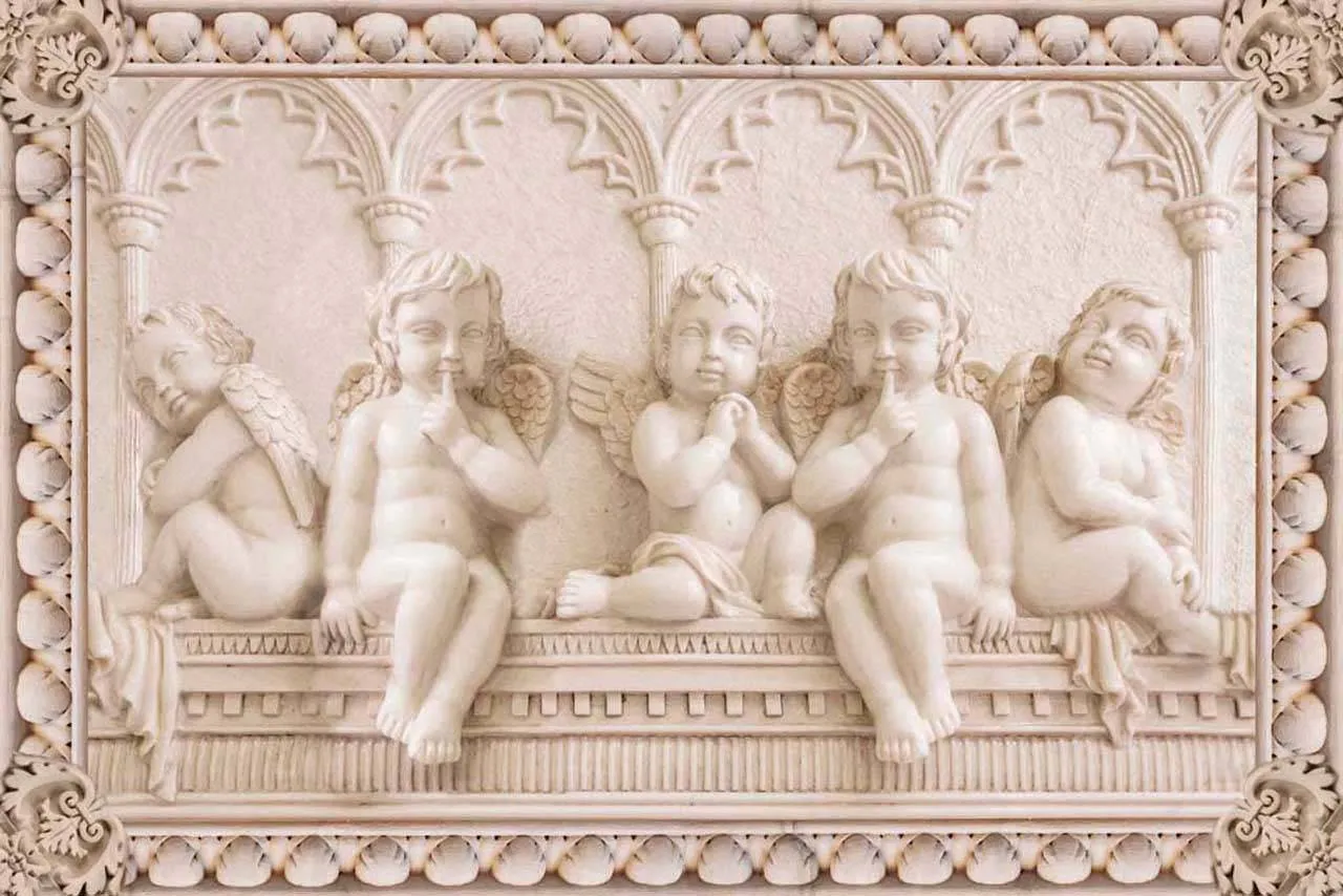 Фотообои в интерьере барельеф ангелы  7-371 фото