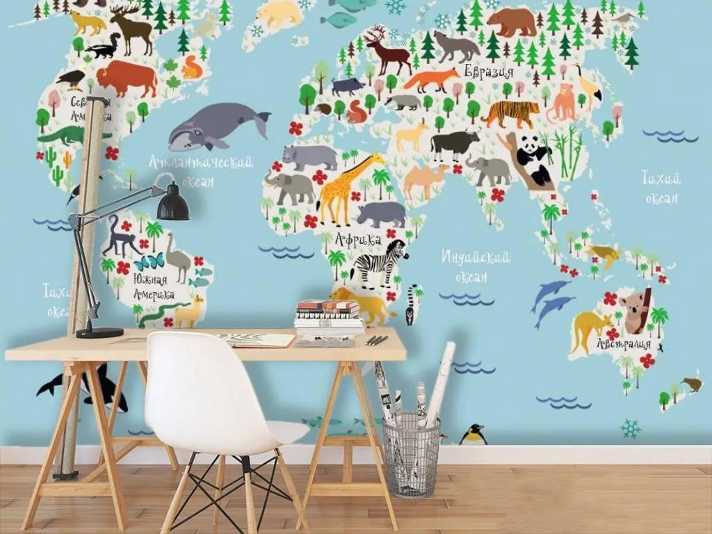 Фотообои в интерьере детская карта с животными на русском  15-282 фото