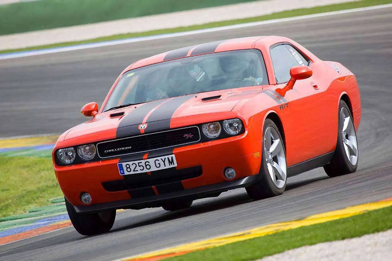 Фотообои в интерьере гонка  12-582 фото